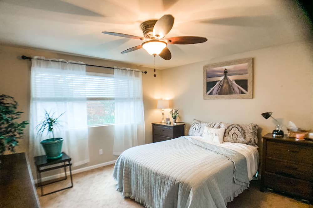 Photo of Bedroom in South Hill