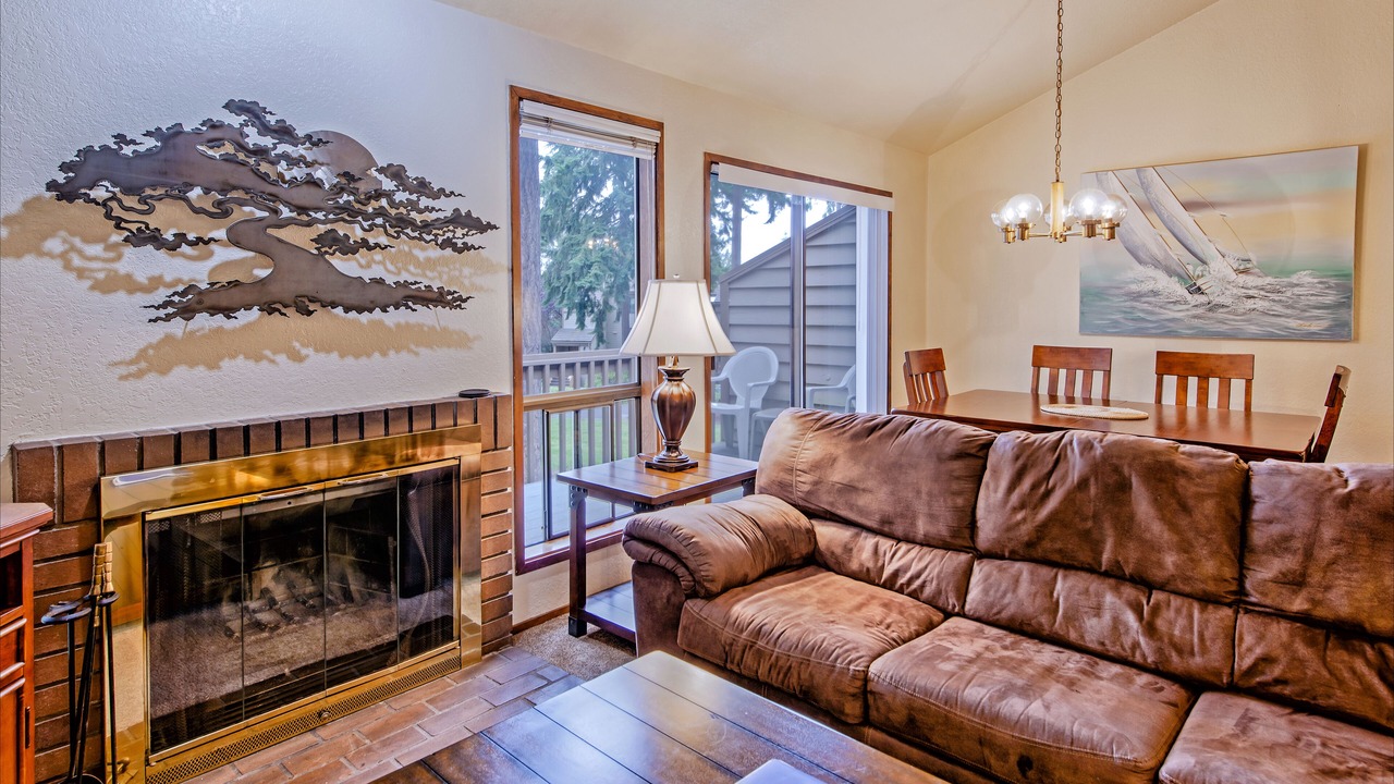 Photo of Livingroom in Adelma Beach