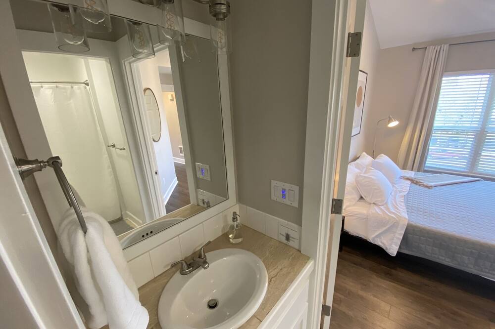Photo of Bathroom in Woodstock