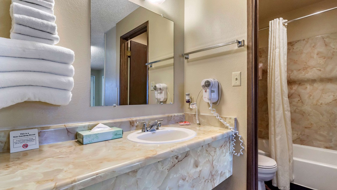 Photo of Bathroom in Ellensburg