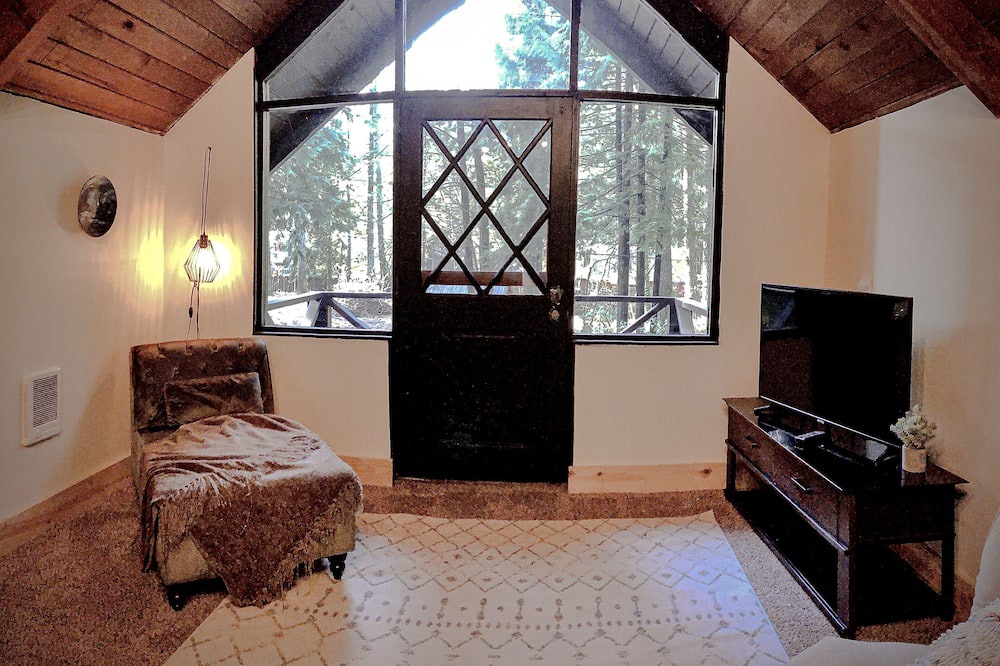 Photo of Bedroom in Welches