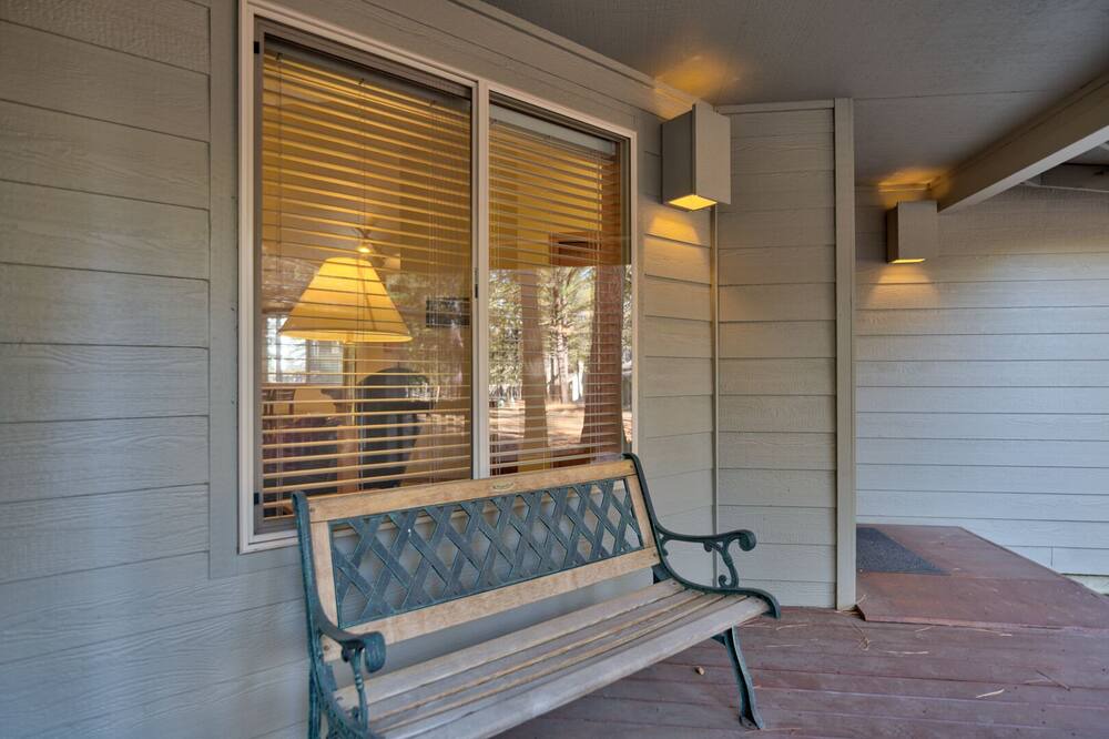 Photo of Patio Balcony in Sunriver