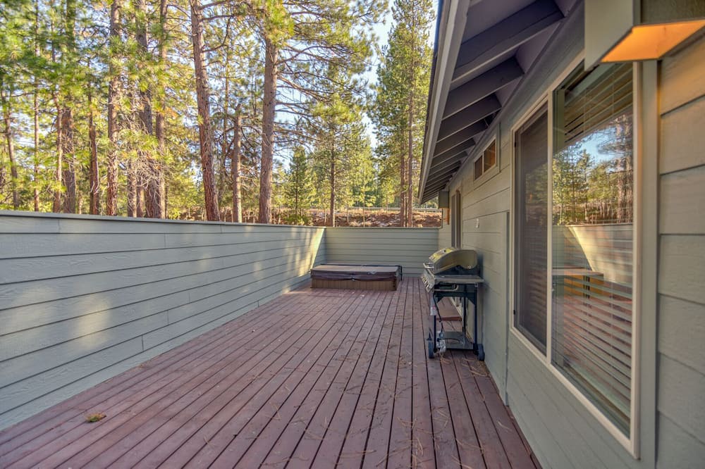 Photo of Patio Balcony in Sunriver