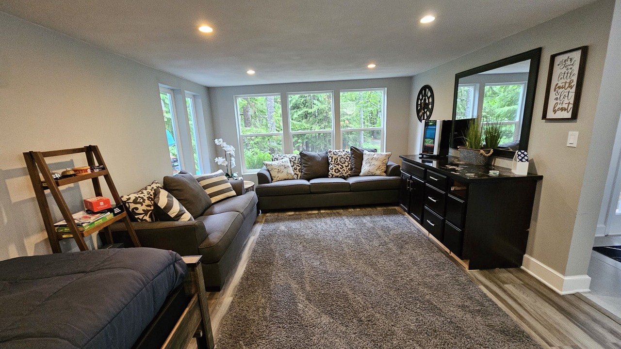 Photo of Livingroom in Hoodsport