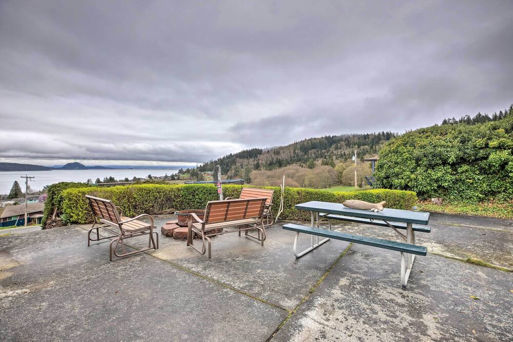 Photo of Outdoor in Oak Harbor