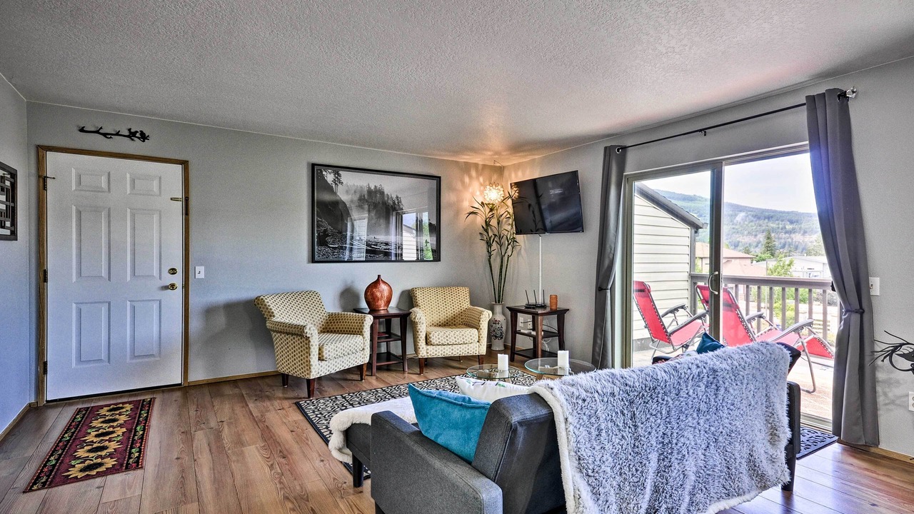 Photo of Livingroom in Hood River