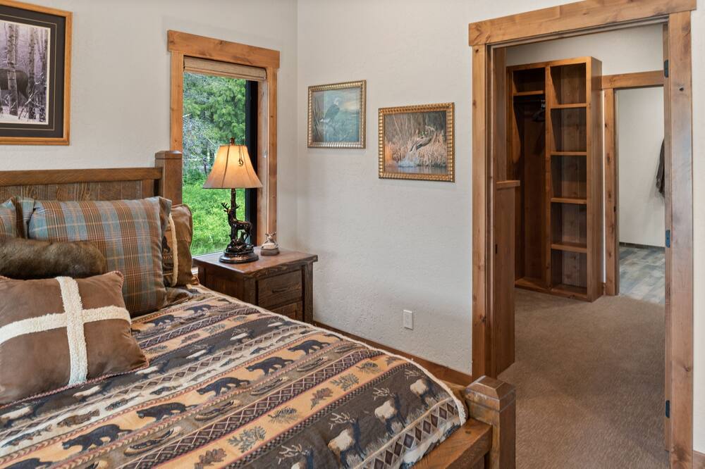 Photo of Bedroom in Dover Bay