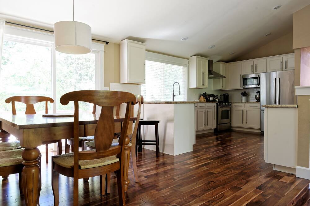 Photo of Kitchen in Bridle Trails