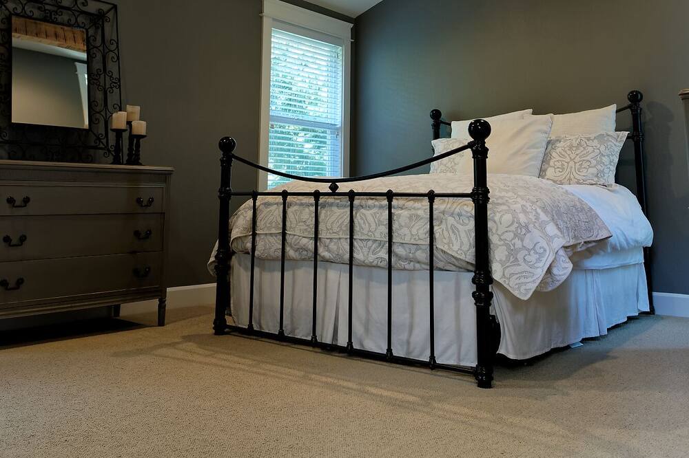 Photo of Bedroom in Bridle Trails