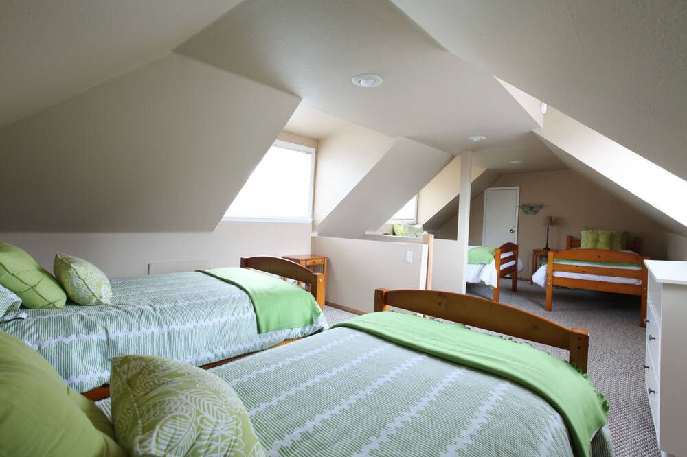 Photo of Bedroom in Lake Stevens