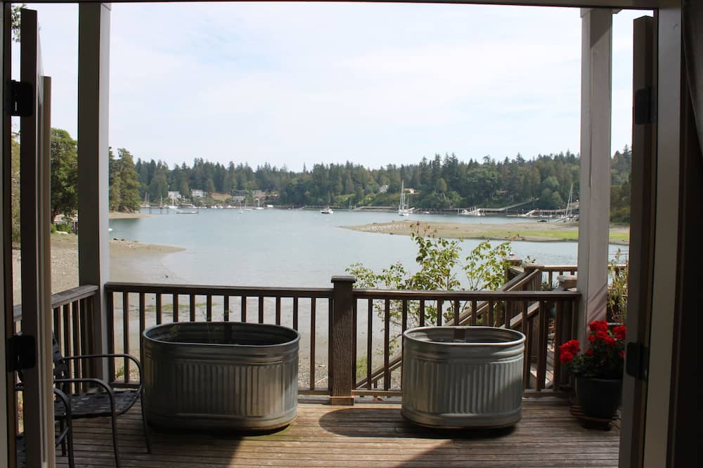 Photo of Patio Balcony in Rollingbay