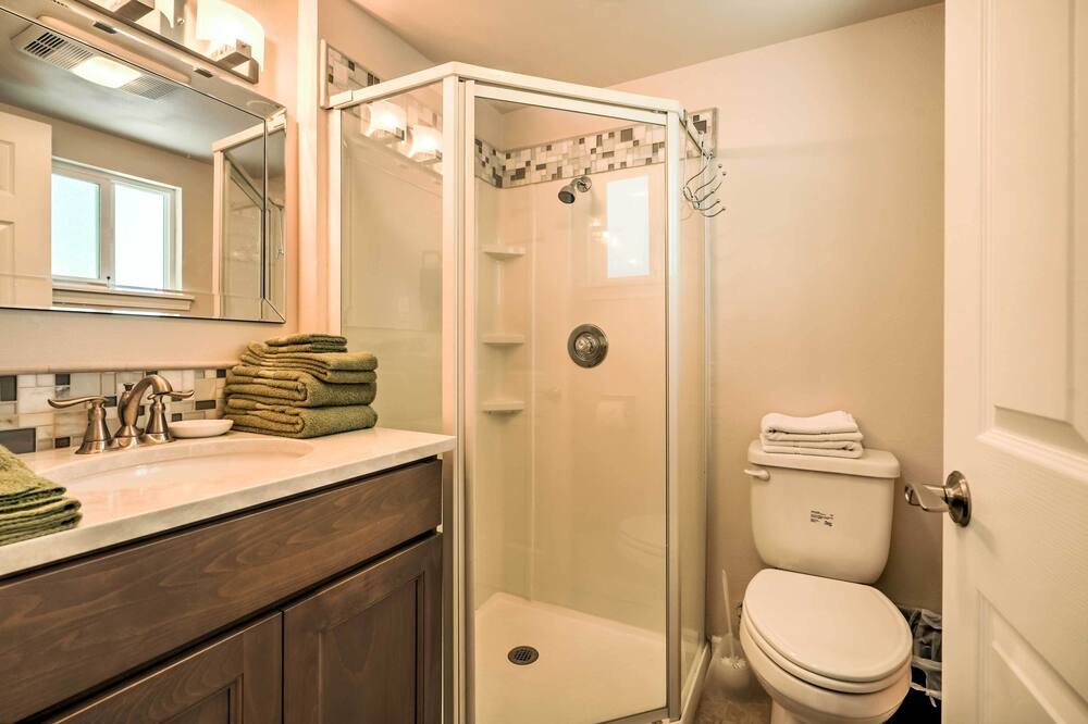 Photo of Bathroom in Pasco