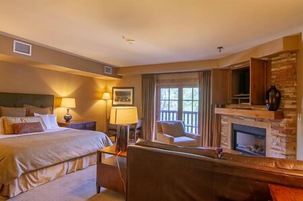 Photo of Livingroom in Tamarack