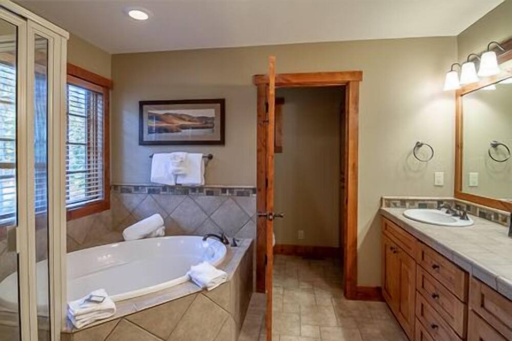 Photo of Others in Tamarack Resort