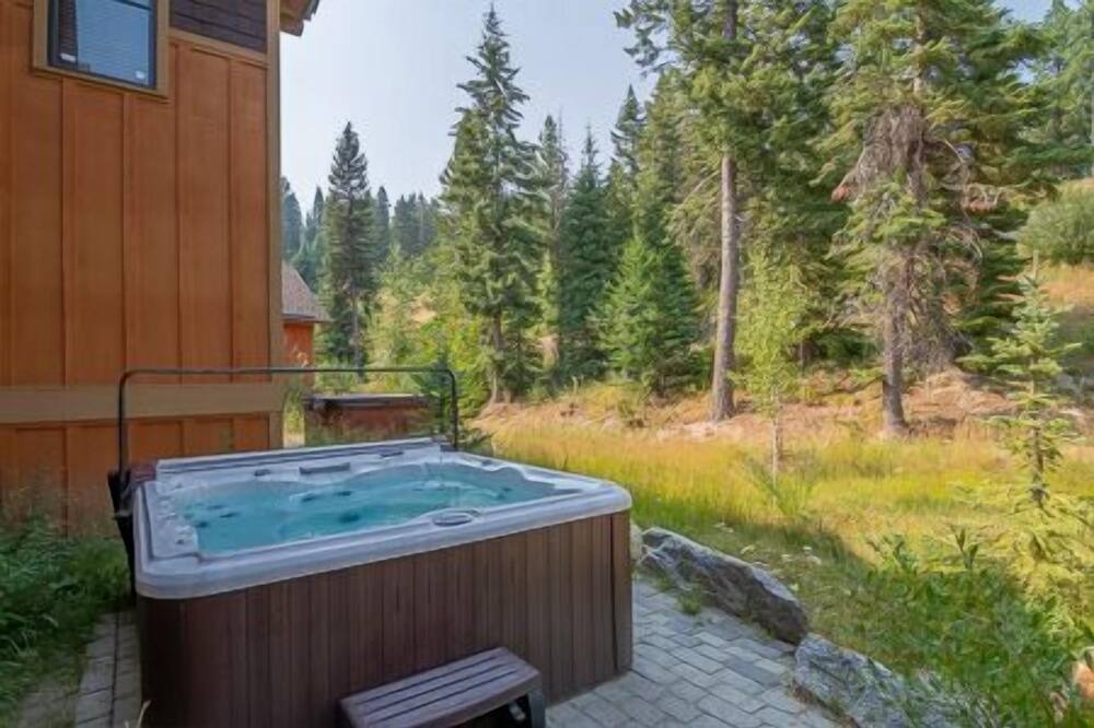 Photo of Patio Balcony in Tamarack Resort