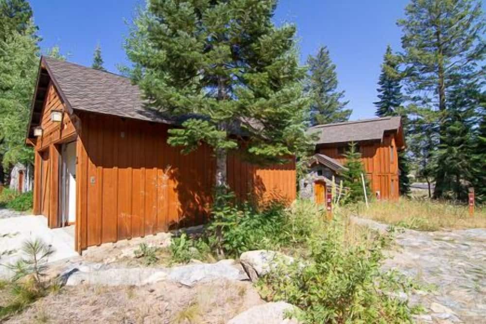 Photo of Others in Tamarack