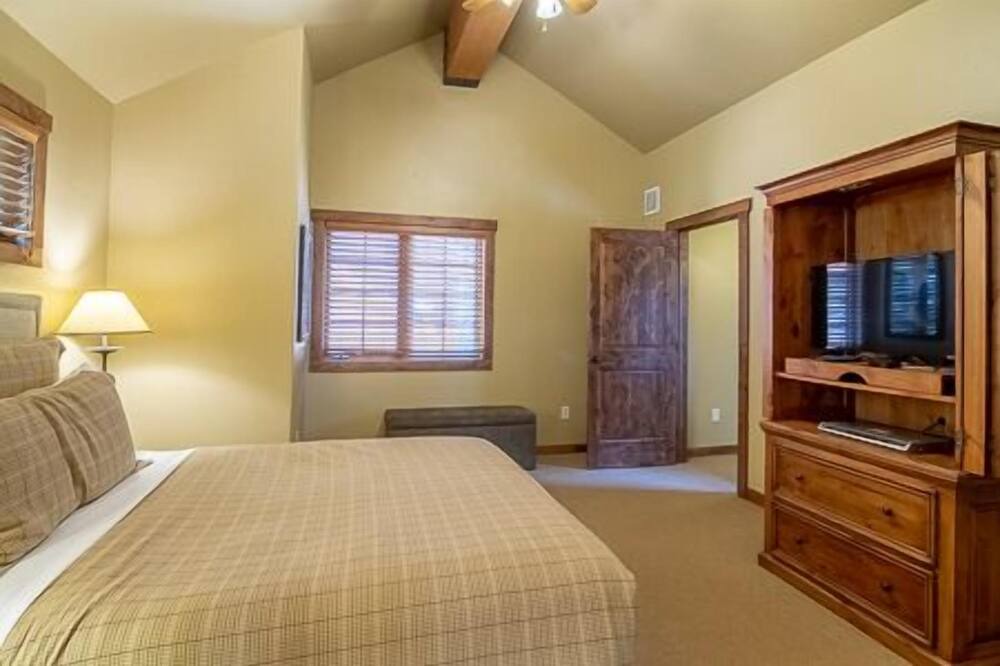 Photo of Bedroom in Tamarack