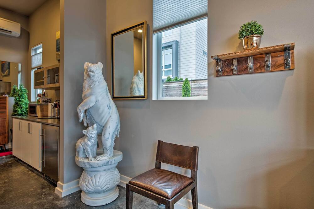 Photo of Bedroom in Crown Hill
