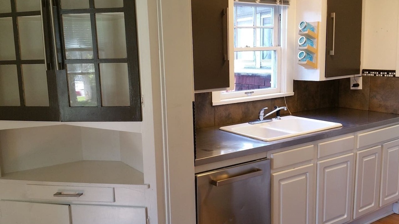 Photo of Kitchen in Downtown Klamath Falls
