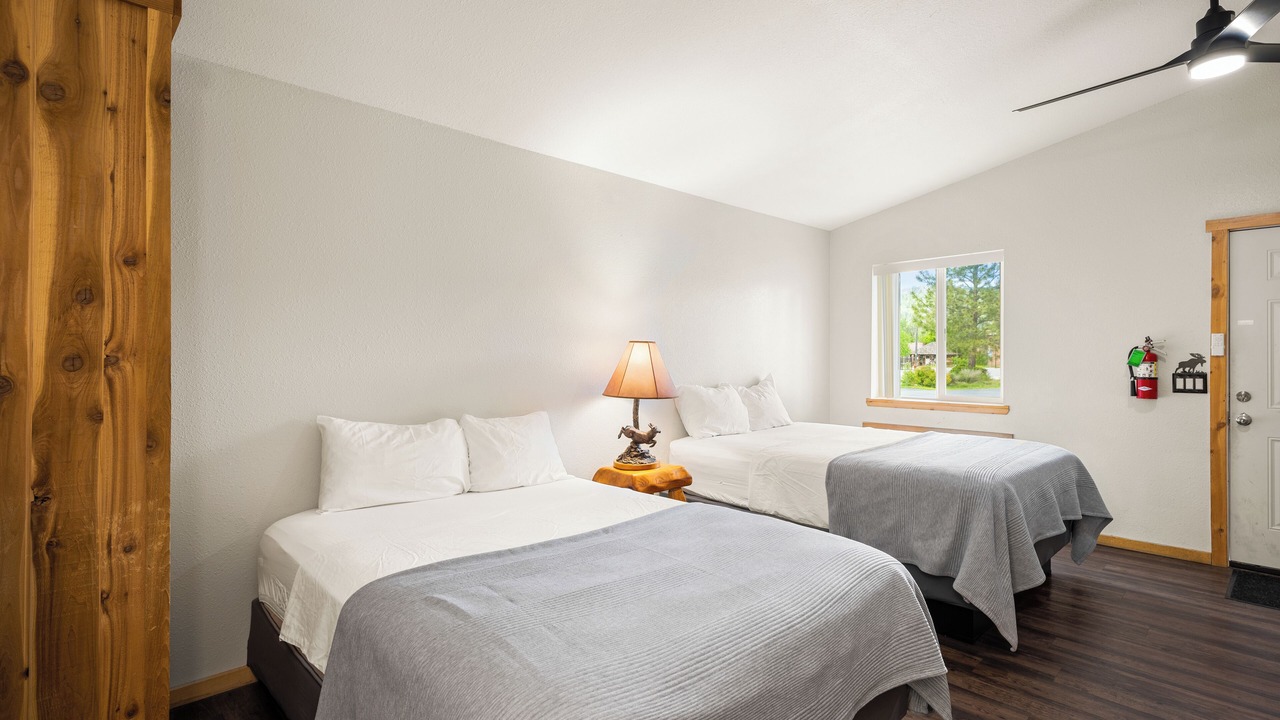 Photo of Bedroom in Spirit Lake