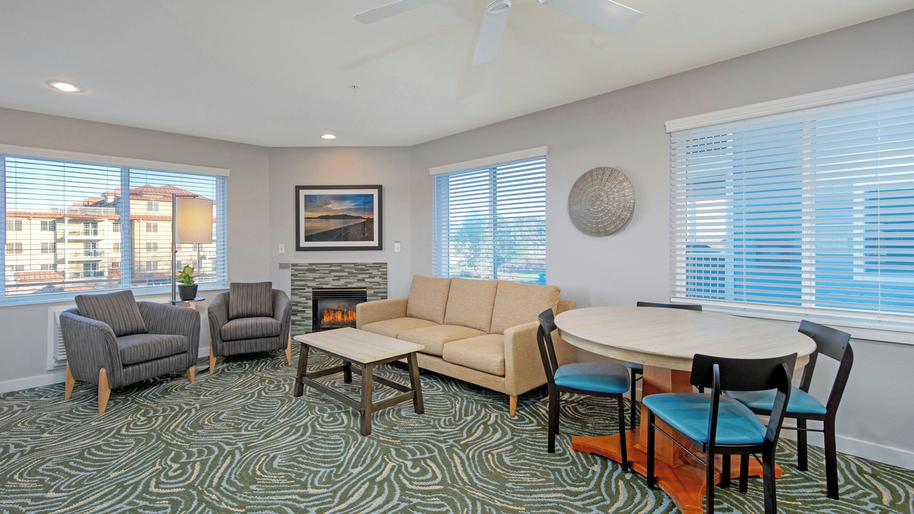 Photo of Livingroom in Birch Bay