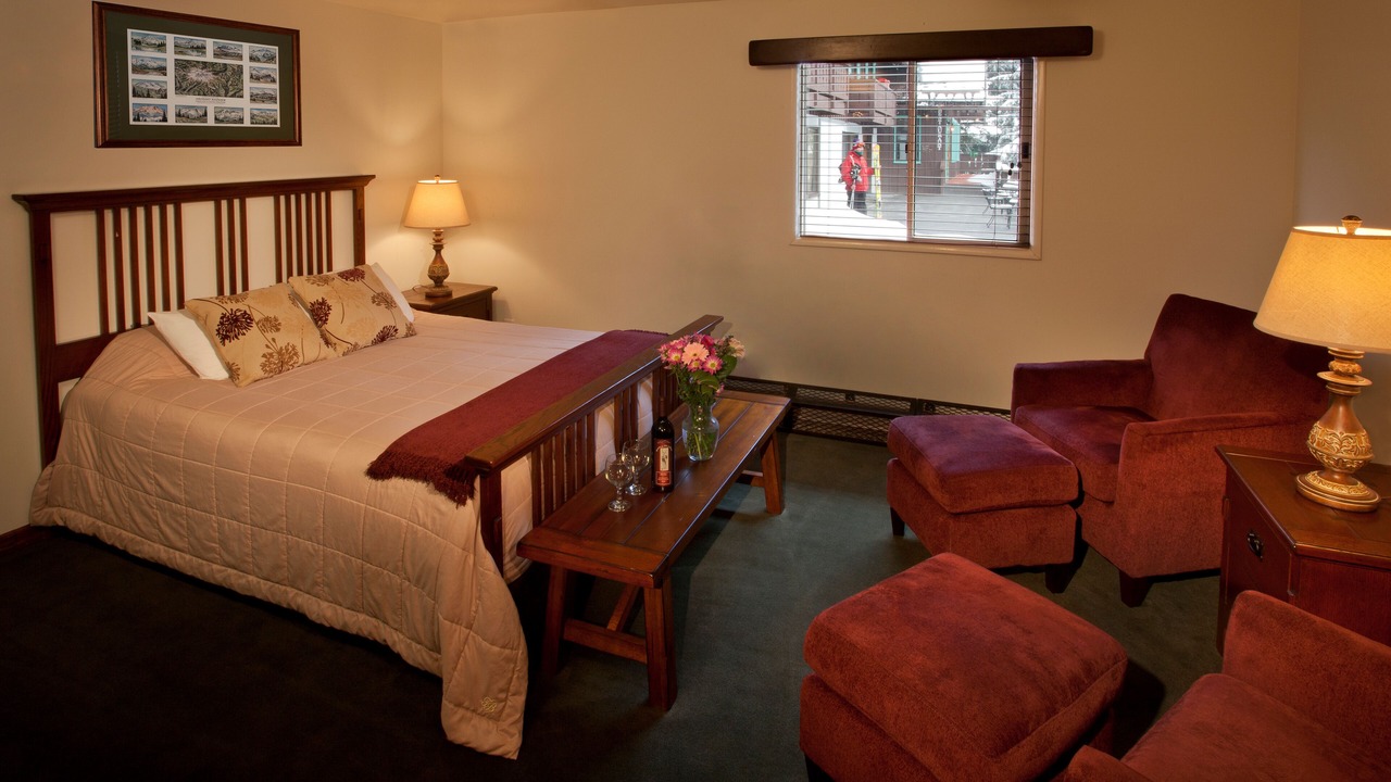 Photo of Bedroom in Enumclaw