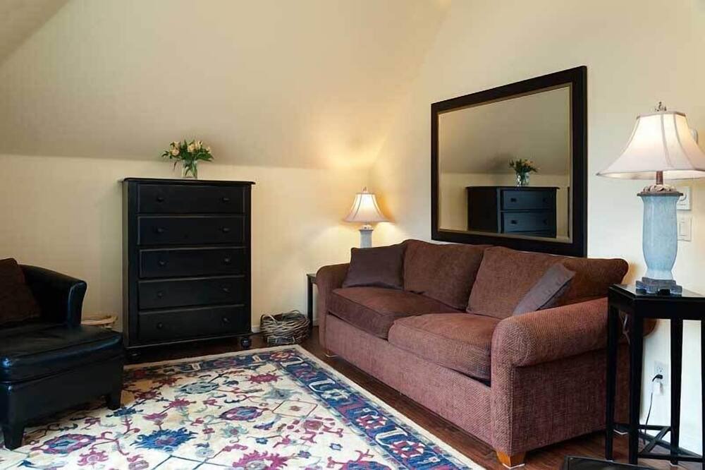 Photo of Bedroom in West Bellevue