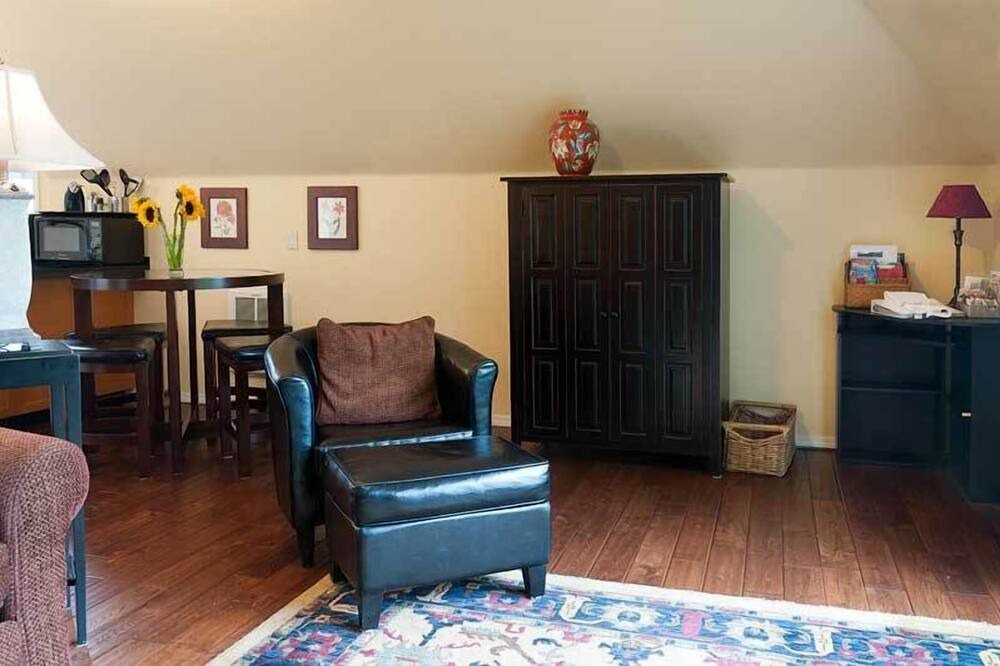 Photo of Bedroom in West Bellevue
