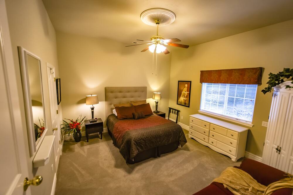 Photo of Bedroom in Hayden View Estates