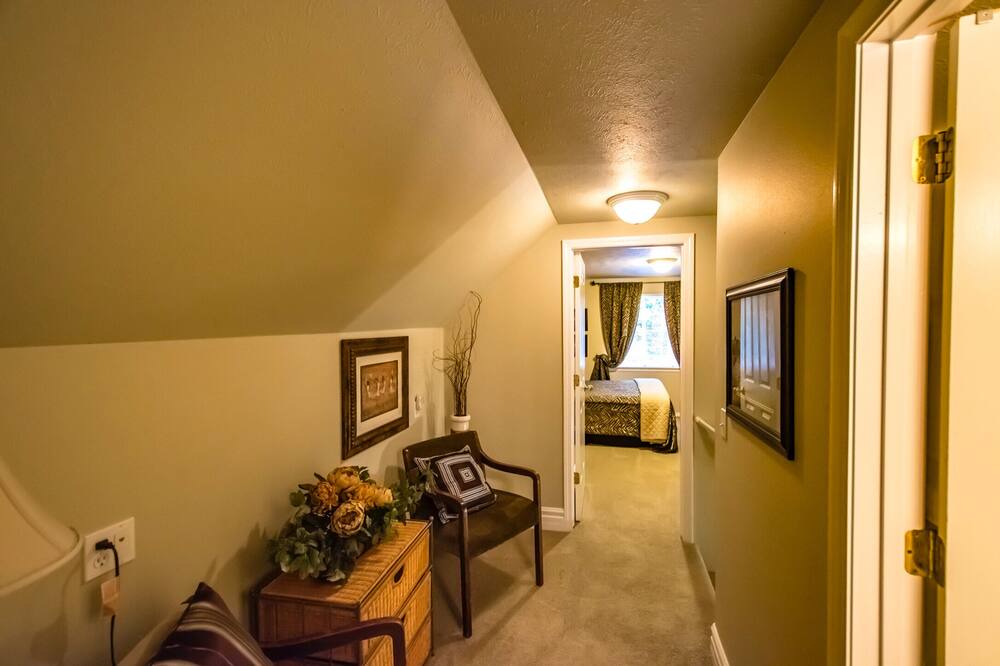 Photo of Bedroom in Hayden View Estates