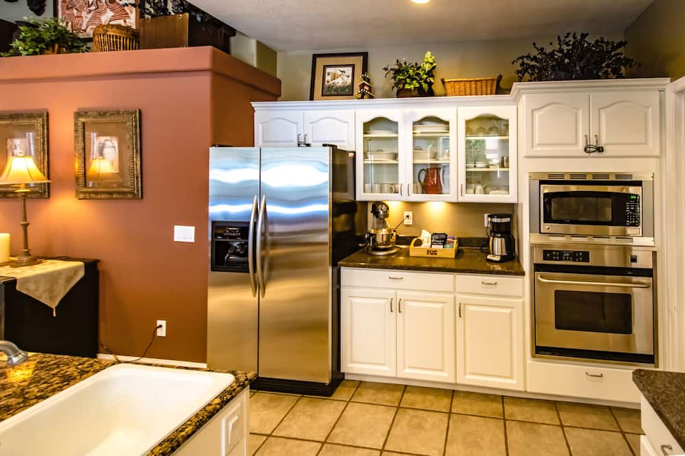 Photo of Kitchen in Hayden View Estates