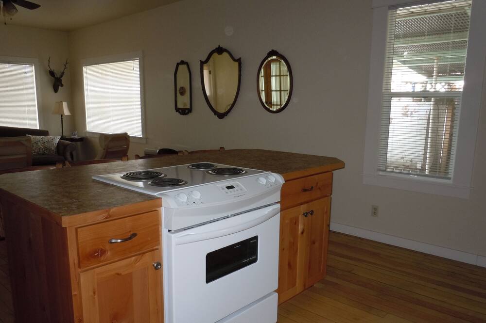 Photo of Bedroom in Harrison
