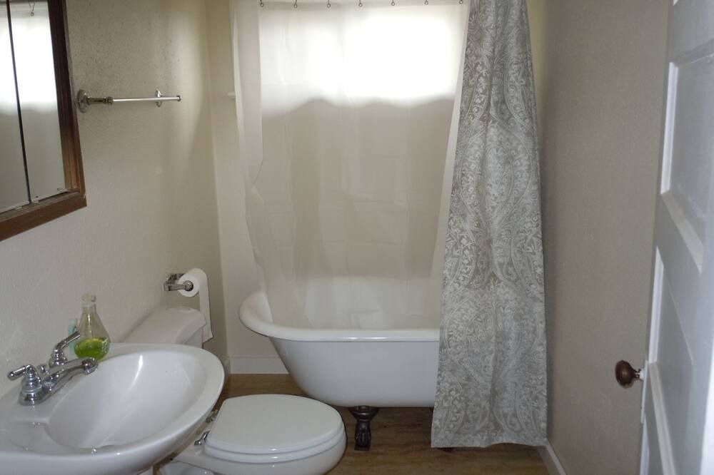 Photo of Bathroom in Harrison