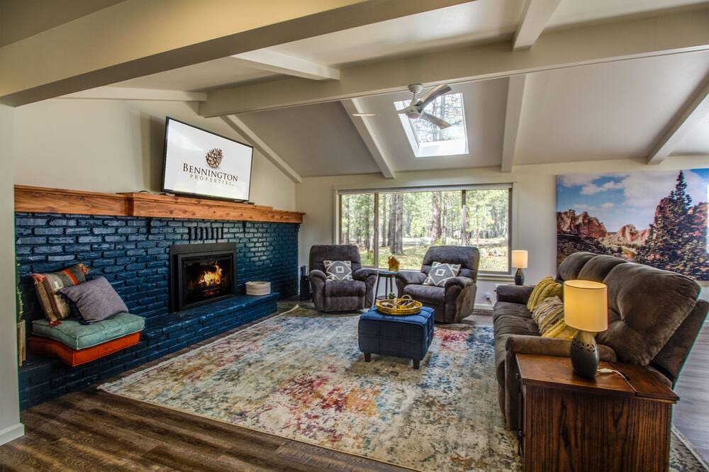 Photo of Livingroom in Sunriver