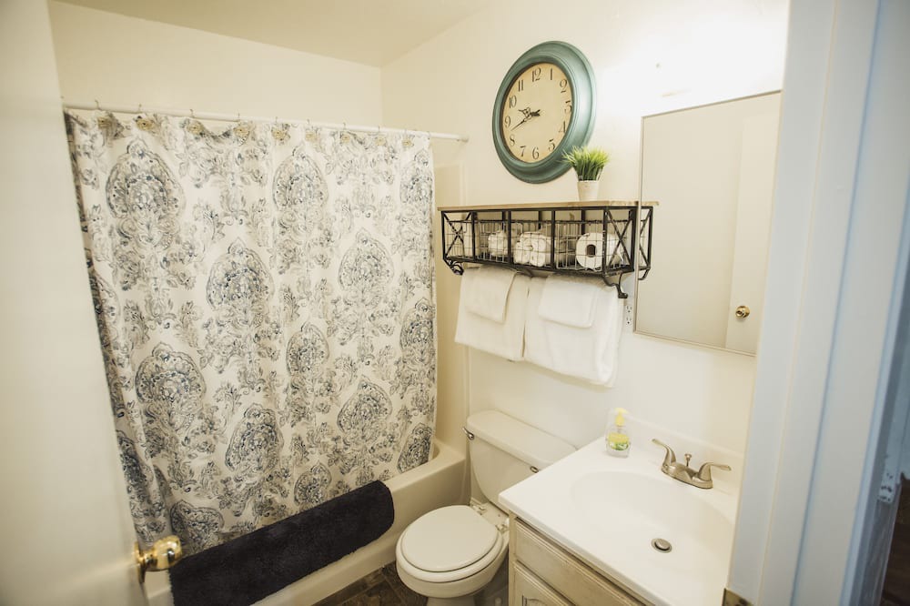 Photo of Bathroom in Sugar City