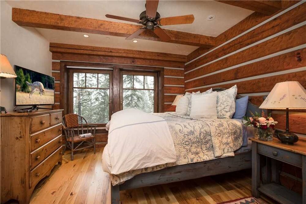 Photo of Bedroom in Granite Ridge