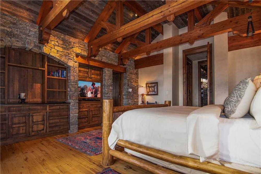 Photo of Bedroom in Granite Ridge