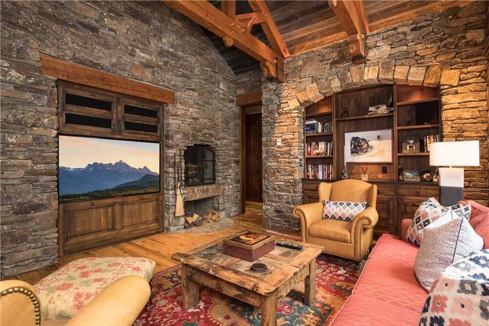 Photo of Bedroom in Granite Ridge
