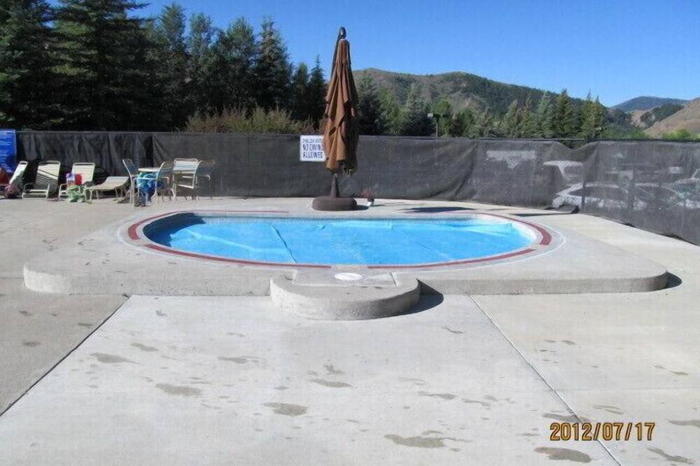 Photo of Others in Elkhorn Village