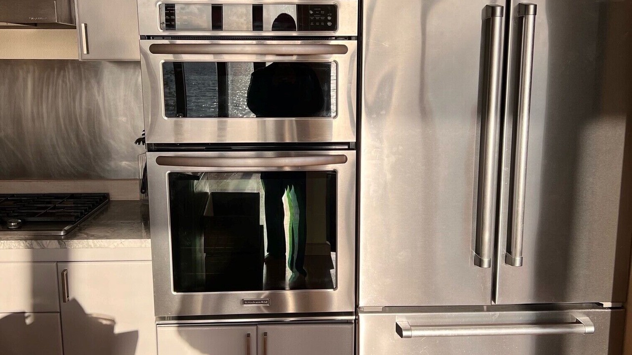Photo of Kitchen in Seahurst