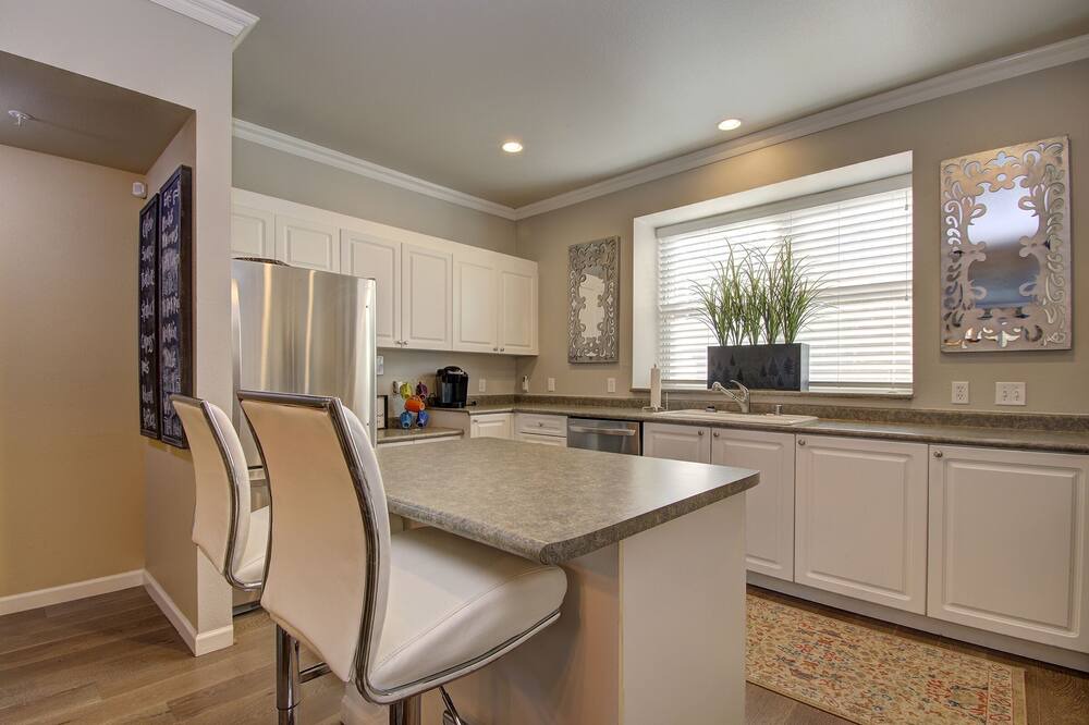 Photo of Kitchen in Columbia Way