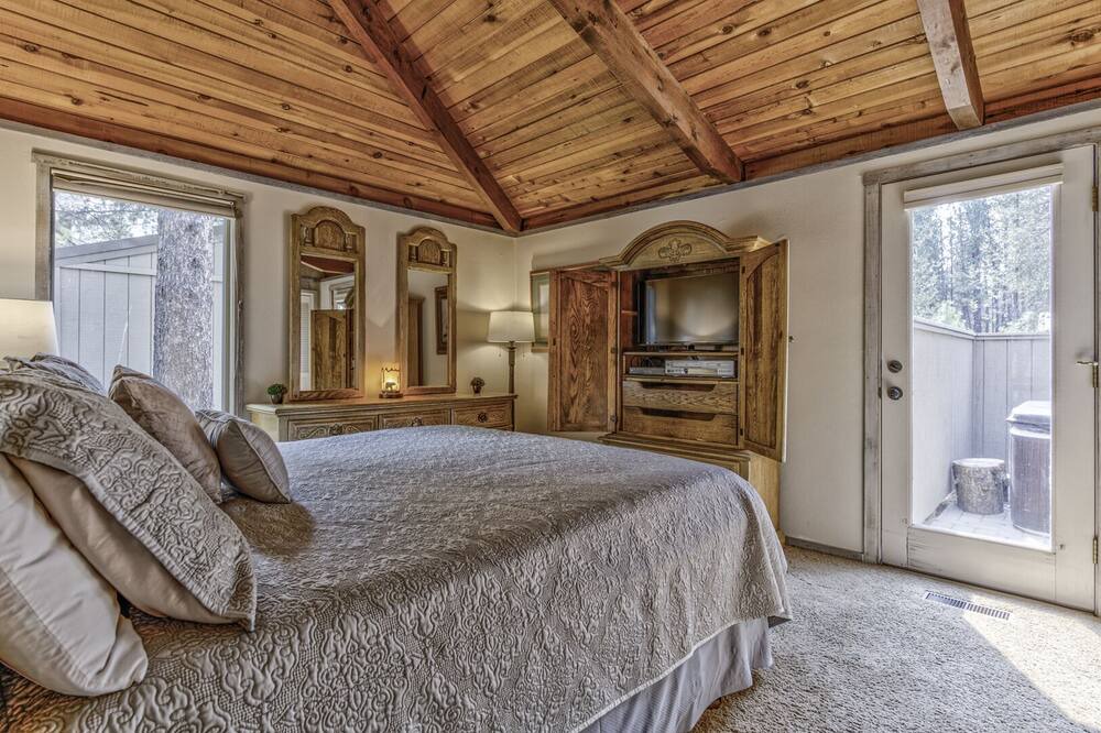 Photo of Bedroom in Sunriver