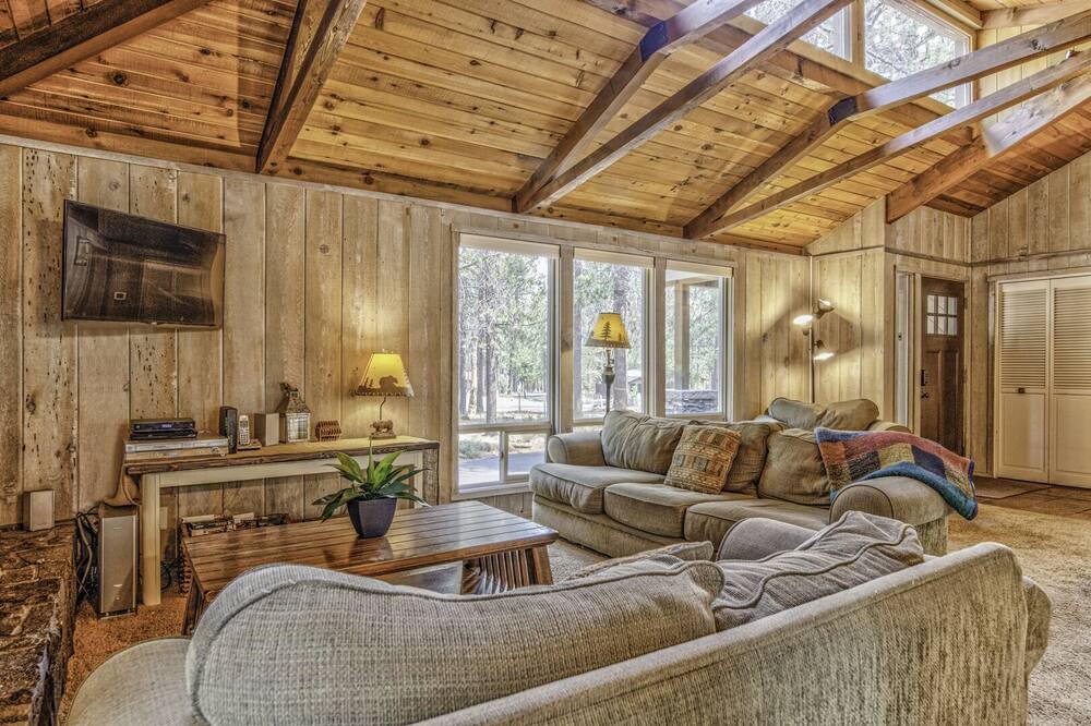 Photo of Livingroom in Sunriver