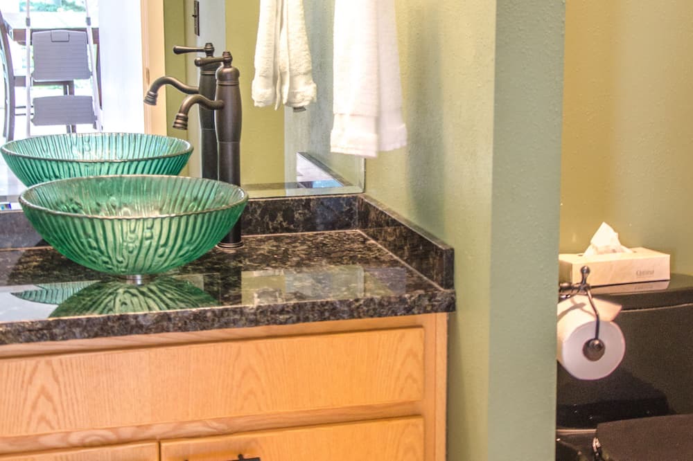 Photo of Bathroom in Sunriver