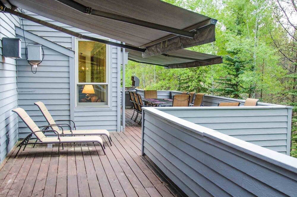 Photo of Patio Balcony in Sunriver