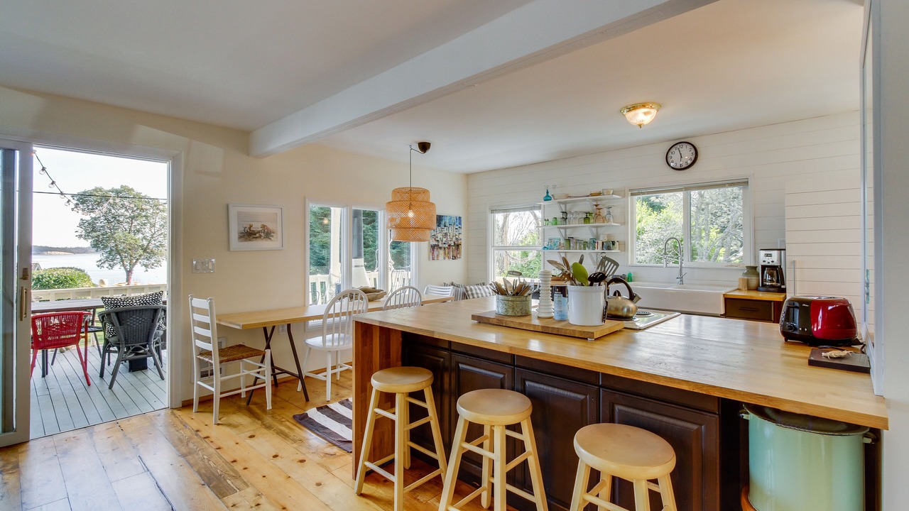 Photo of Kitchen in Port Ludlow
