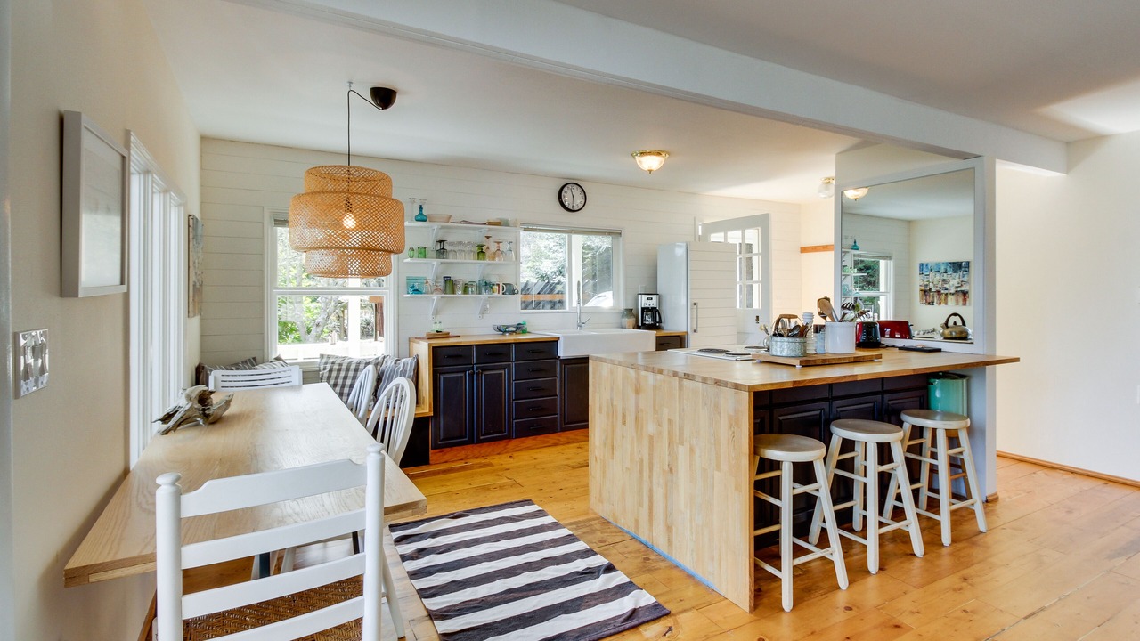 Photo of Kitchen in Port Ludlow