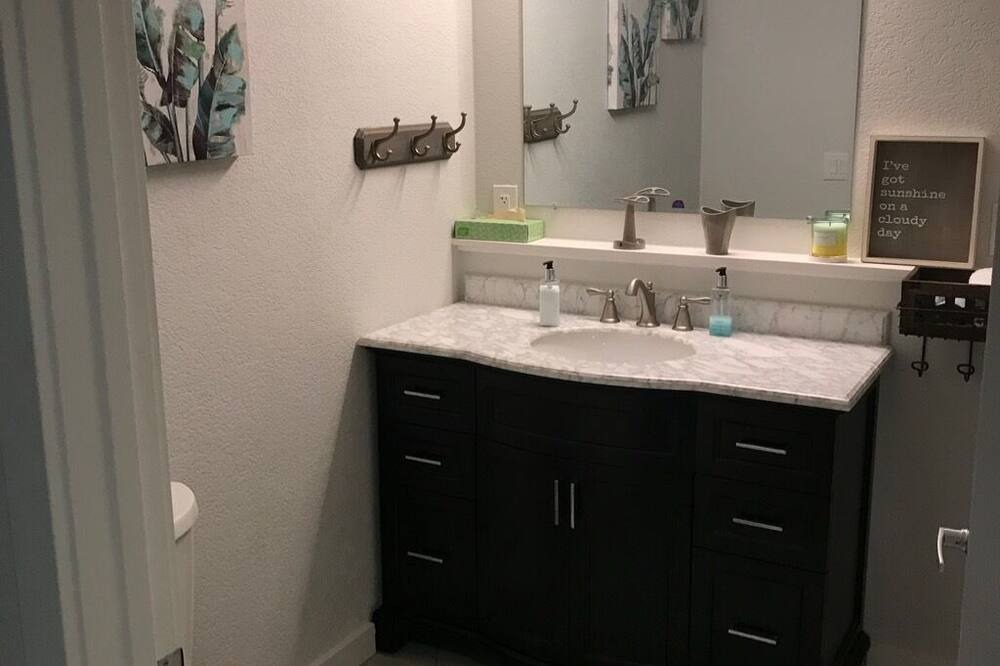 Photo of Bathroom in Hayden Lake