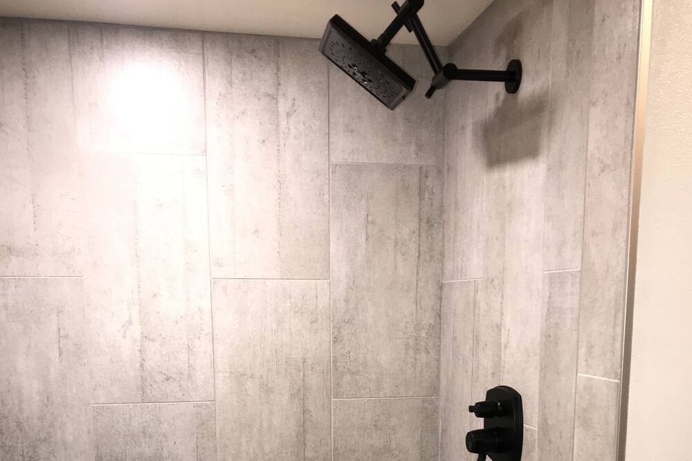 Photo of Bathroom in Lakewood