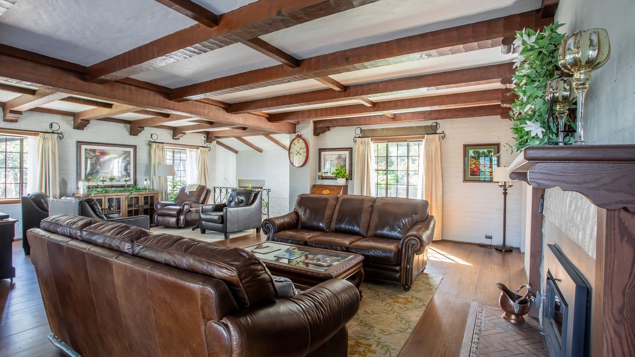Photo of Livingroom in Medford